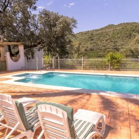 Casa rural Menestrales Lora del Río